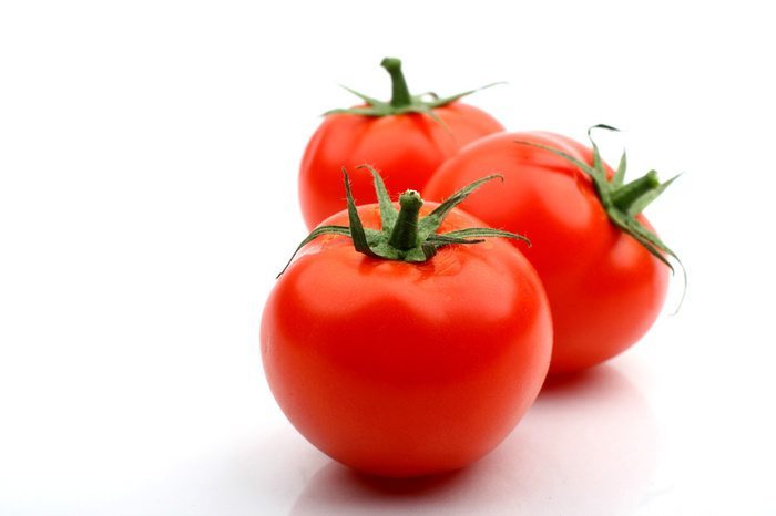 tomat si merah akaya akan lycopene